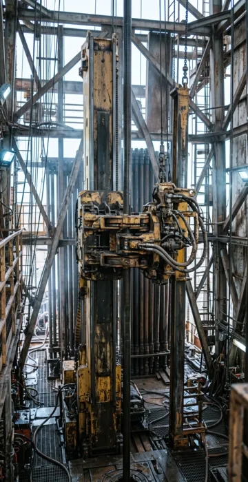 Automated Drilling Rigs – What Robots Do on the Rig Floor Now - 3D Animation
